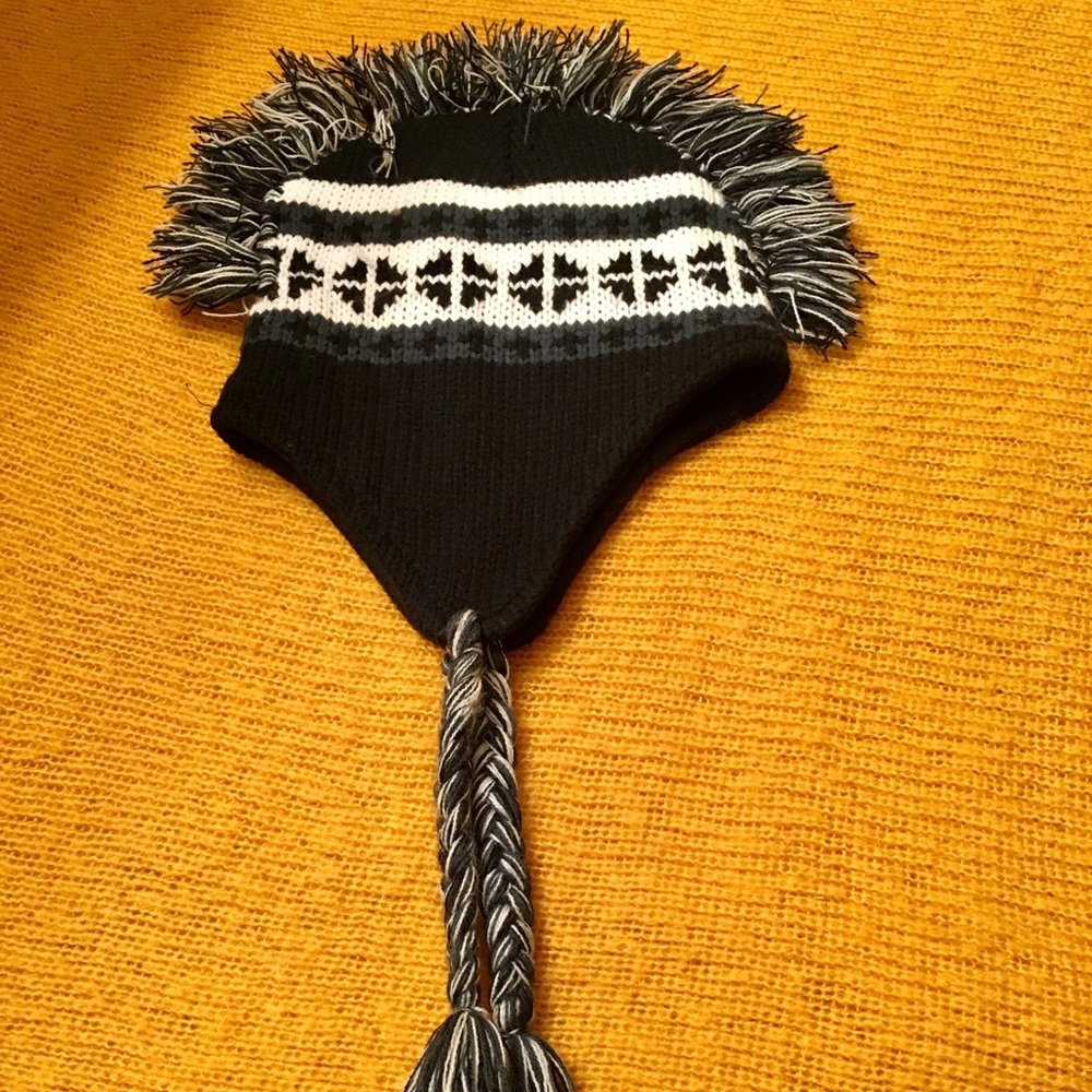 Mohawk girl’s toboggan